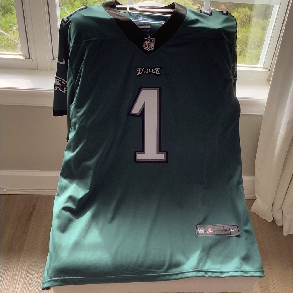 NWT Philadelphia Eagles Jalen Hurts Official Jersey Sz XL